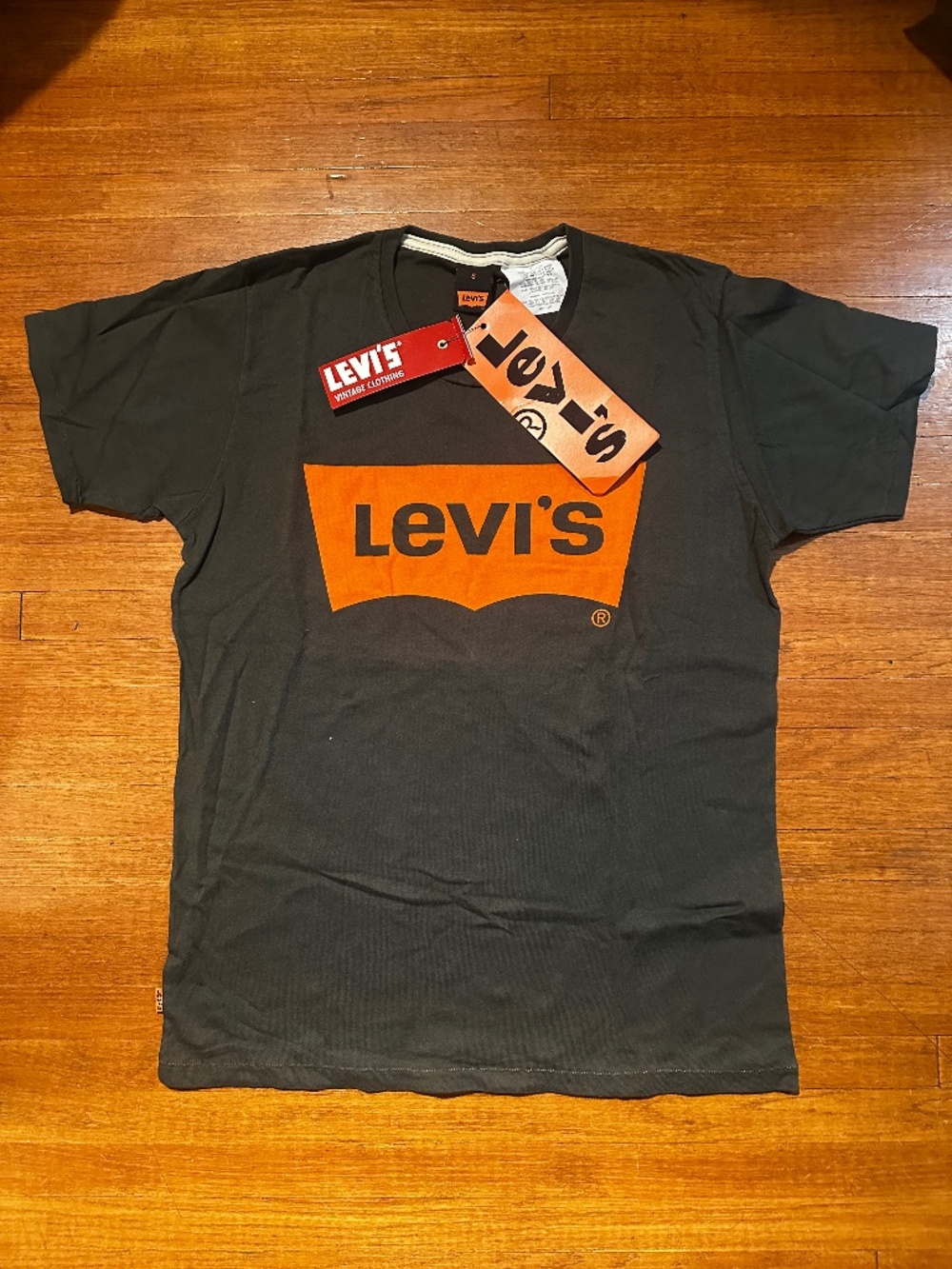LEVI'S VINTAGE CLOTHING TEE